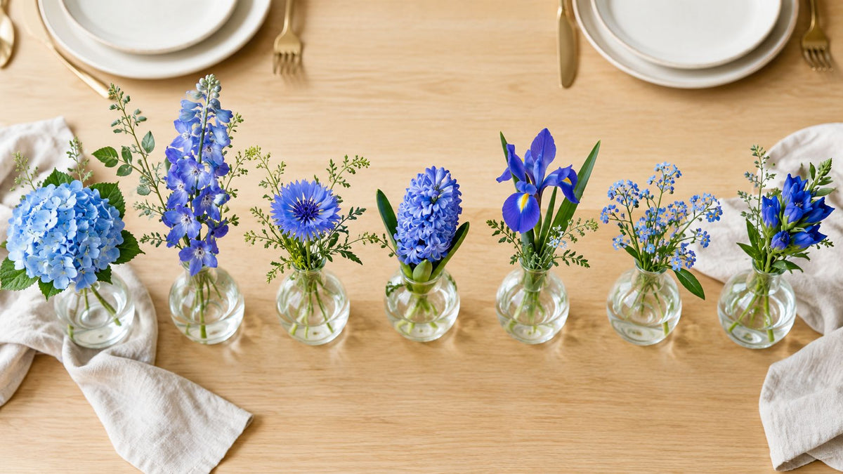 7 idéer med blå blomster til bordpynt